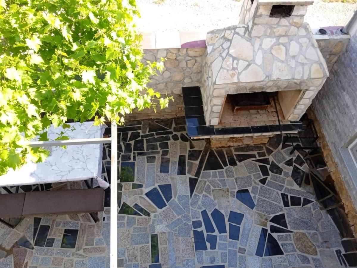 Apartman Josipa Peroj Exterior foto